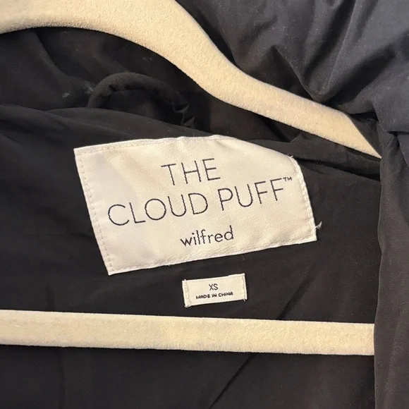 Aritzia Wilfred Black Long Puffer Jacket
No low balling please - Picture 3 of 6